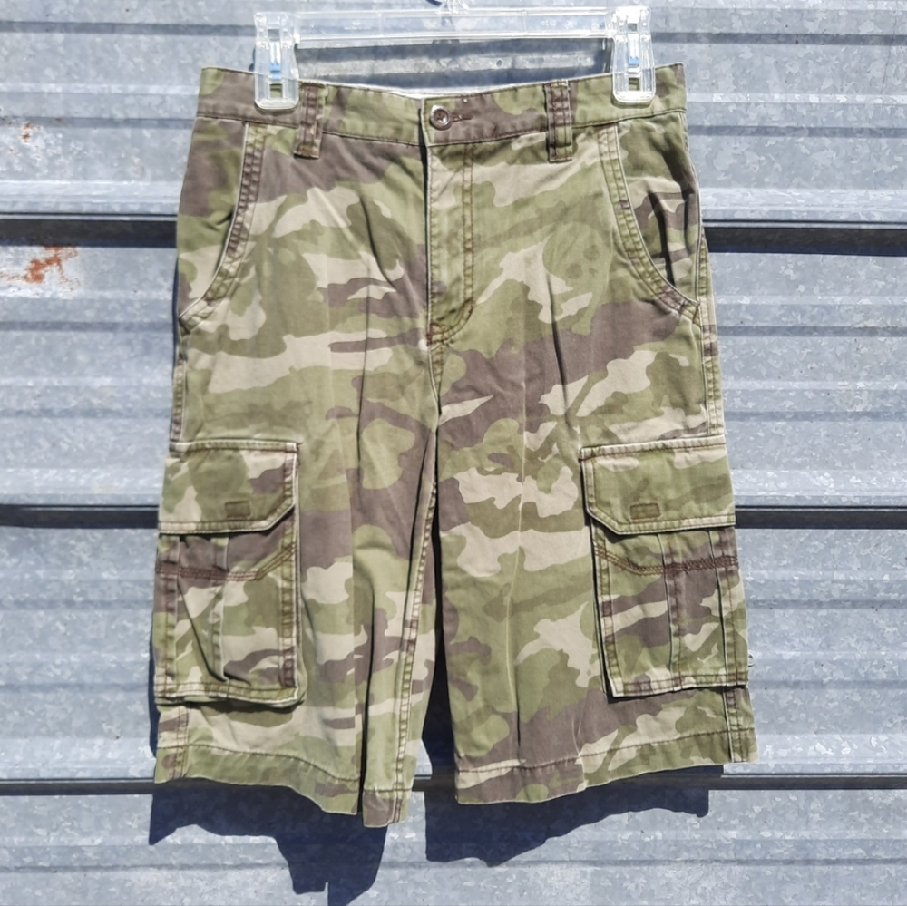 Old Navy Camouflage Carpenter Shorts